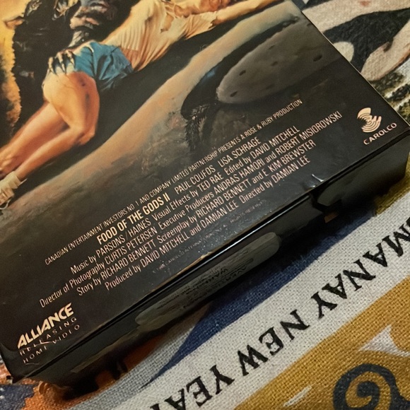 HG Wells Food of the gods vhs - Picture 3 of 6